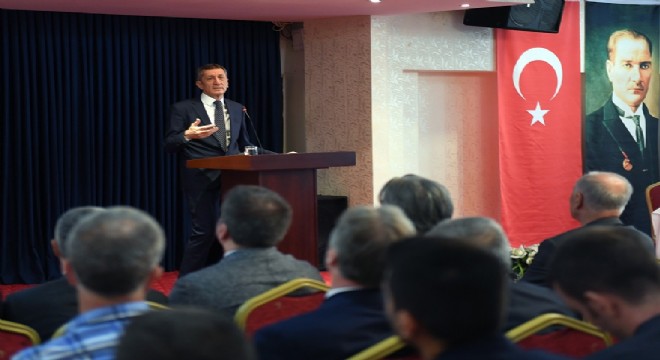 Selçuk: ‘Eğitimde İdare değil, yönetişim'