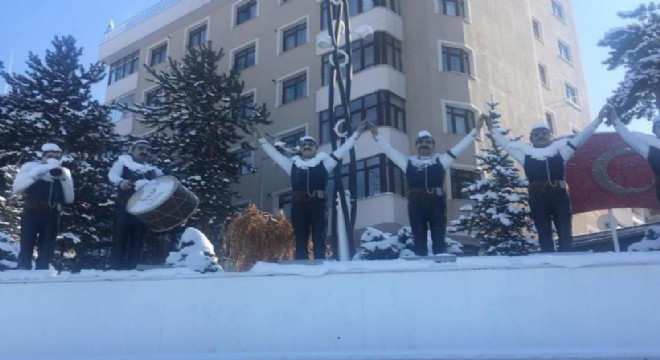 Soğuk rekoru Karaçoban'daydı