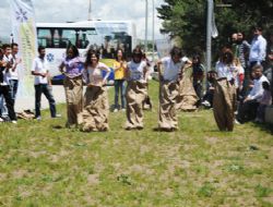 ETÜ'de bahar coşkusu