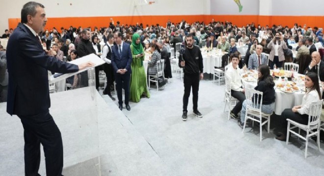 Tekin'den millî birlik ve dayanışma şuuru mesajı