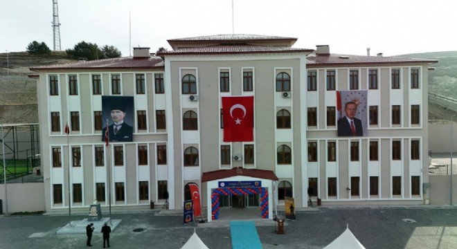 Tekman'da Jandarmaya modern hizmet binası