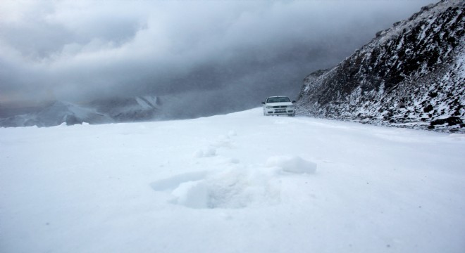 Tekman'da kar ve tipi ulaşımı olumsuz etkiledi