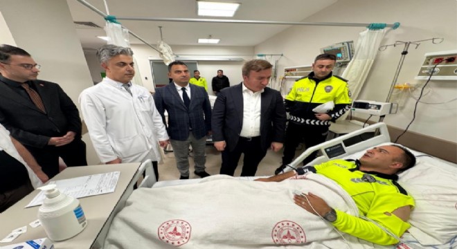 Tercan'da polis aracı kaza yaptı