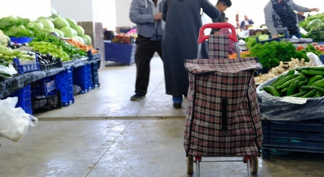 Ticaret satış hacmi yıllık yüzde 6,5 arttı