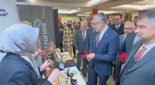 ‘Türkiye Yüzyılı üreten kadınların eseri olacak'