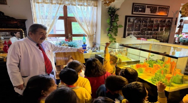 ‘Tuzdan Tarihe: Minik Ellerden Erzurum'