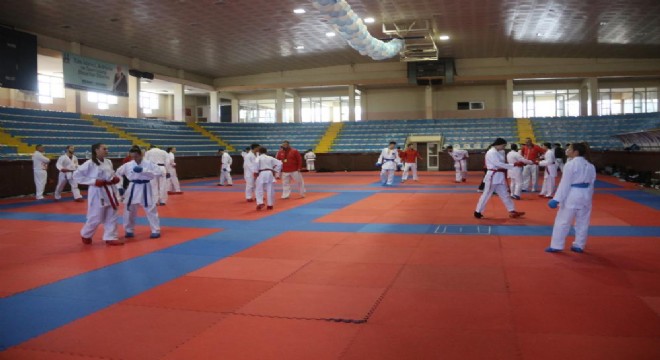 U21 Karate Milli Takımı Erzurum kampında