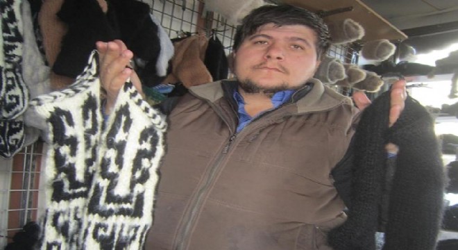 Üşüyen vatandaş, esnafı ısıttı