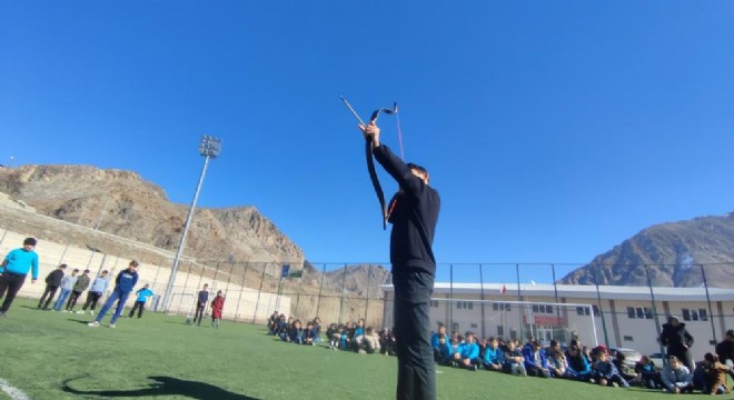 Uzundere'de bağımlılıklara ok atıldı