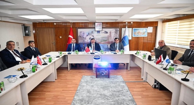 Vali Çiftçi'ye enerji brifingi verildi