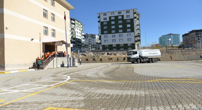 Yakutiye'den eğitime temizlik desteği