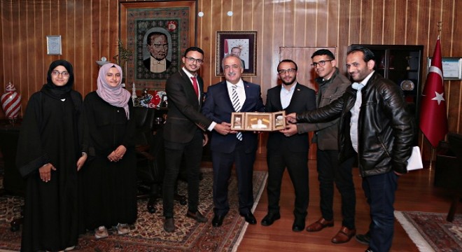 Yemenli Öğrencilerden ATAÜNİ'ye övgü