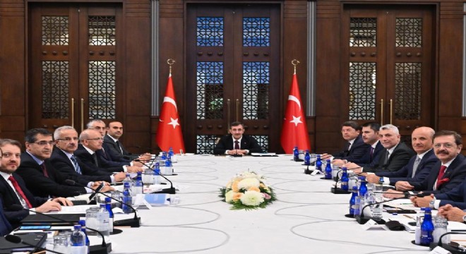 Yılmaz ekonomideki gelişmeleri değerlendirdi