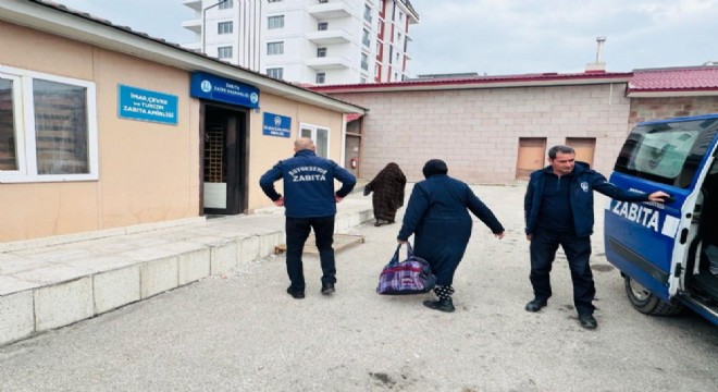 Zabıtadan dilenci operasyonu