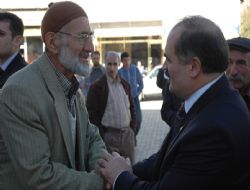 Aksak birlik mesajı verdi