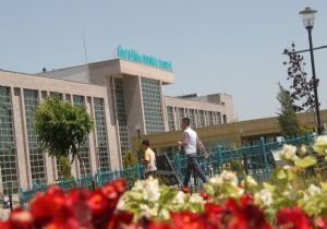 Horasan Tepecik'te traktör kazası