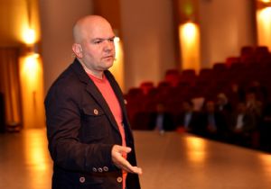 ‘Batıda Çanakkale, Doğu'da Erzurum'