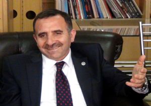 Karslı: “Dindar bir cumhuriyetçiyim”