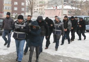 Emniyetten gümrük yolsuzluğu operasyonu