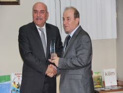 Öztürk görevi İpek'e devretti