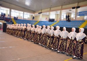 Dadaşlar, Halk oyunları şöleninde buluştu