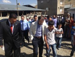 ‘Halka hizmet için varız'