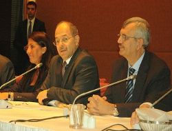 Sağlık Sen'den Akdağ'a övgü