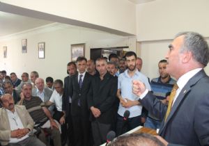 MHP'de bayramlaşma 