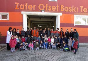 Minikler hayata dokunarak öğreniyorlar