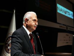 ATAÜNİ'de Nano Zirve