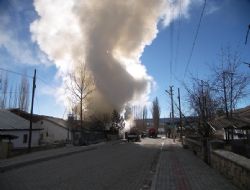 Narman'da ev yangını