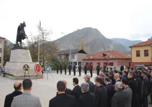 Oltulular Atatürk'e saygıda buluştu