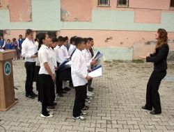 Pasinler'de İlköğretim Haftası kutlaması