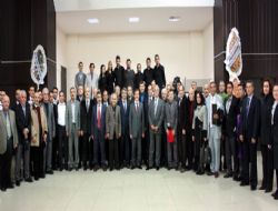 E.Ü.'de  Cübbe Giyme Töreni 