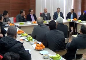 Sekmen sanayicilerle istişare etti