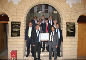 Sertoğlu, mazbatasını aldı