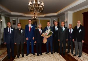 ‘Vakıflar Medeniyet damgamız'