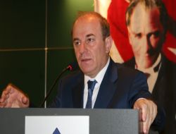 Veliler Öztürk'ten yardım bekliyor