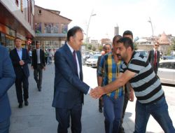 Vali esnafın nabzını tuttu