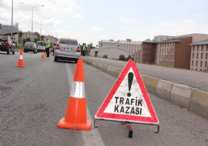Varto yolunda kaza: 2 yaralı