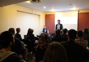 Yazarlık Akademisi'nde ilk ders