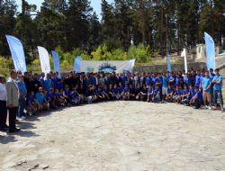 ‘Zirve Gençlik Kampı' başladı